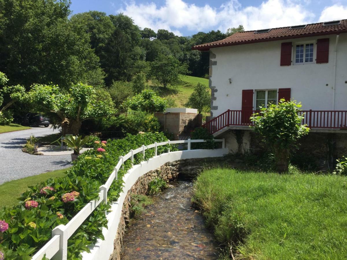 Location Eyheraldia - Votre T3 Au Coeur Du Pays Basque Hasparren Exterior foto